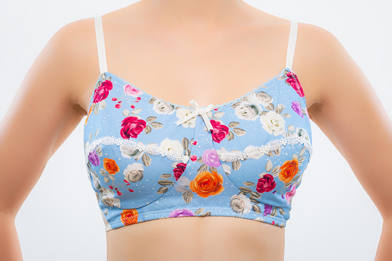 soutien-gorge-pour-prothese-post-mastectomie-a-poches-laterales-imprime-fleuri-made-in-france-fait-main-cancer-du-sein-octobre-rose