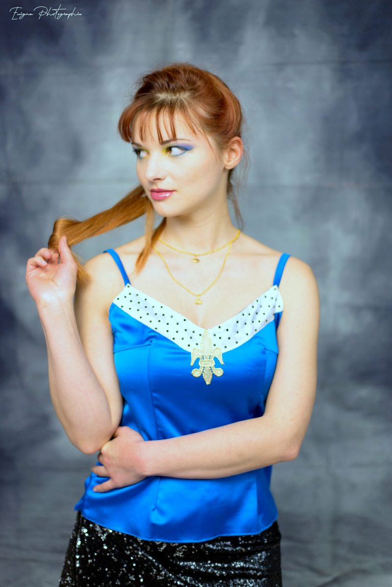 haut femme bleu roi made in france