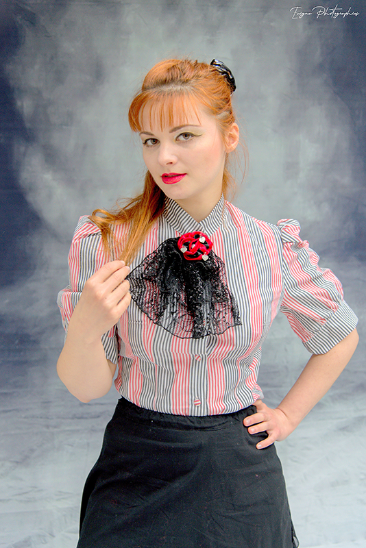 chemisier-jabot-amovible-made-in-france-haute-couture-dentelle-de-calais-diamantine-rayures-raye-alice-au-pays-des-merveilles chemisier rayures femme made in france