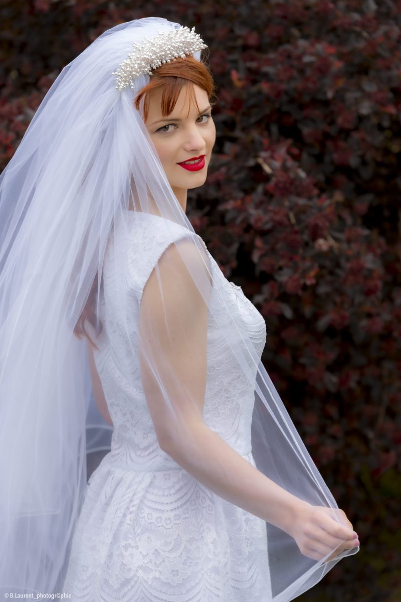Fond de robe satiné antistatique et dentelle Blanc | EU