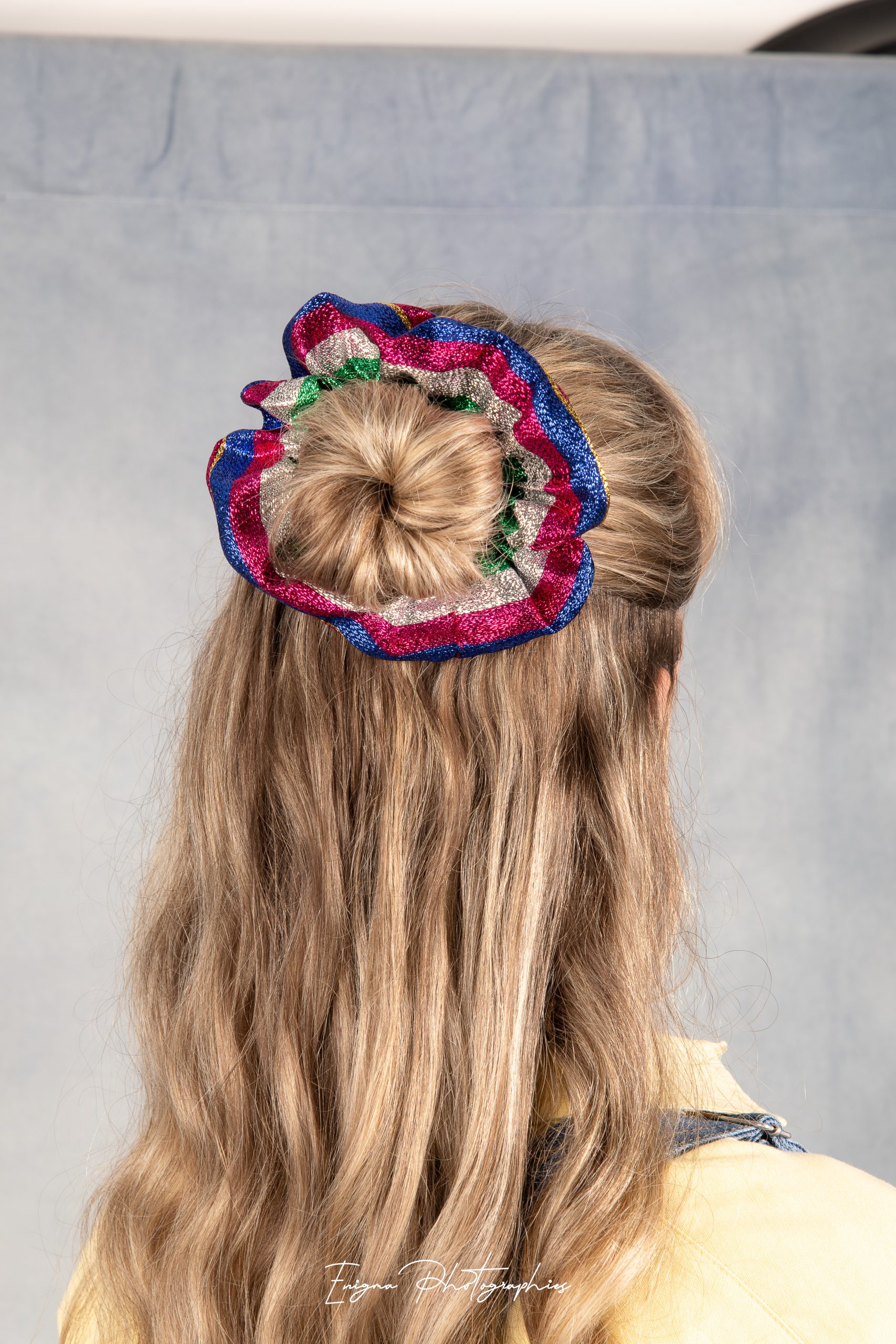 chouchou-cheveux-made-in-france-multicolore chouchou cheveux fait main made in france brocart rayures multicolores