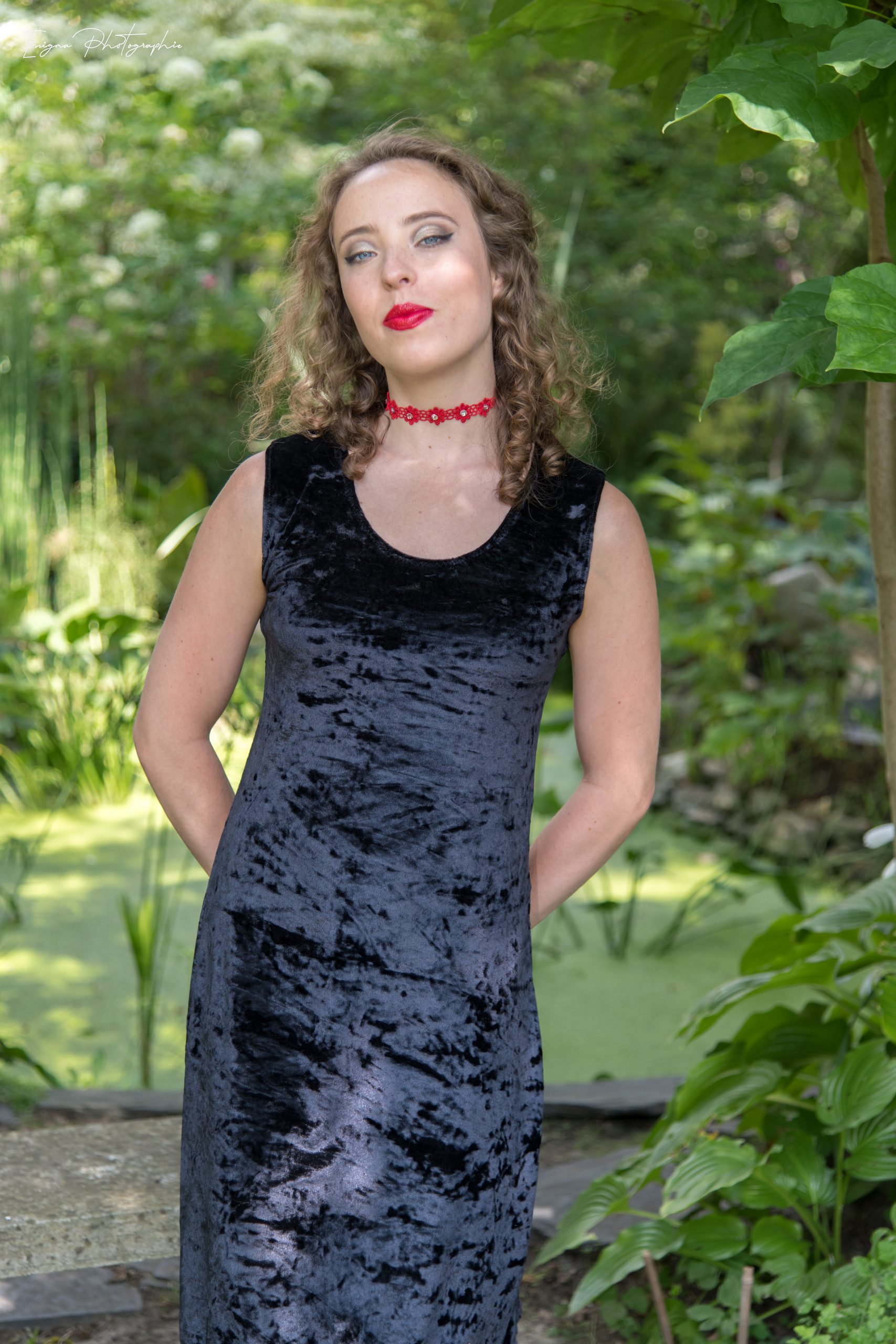 robe vintage velours noir made in France