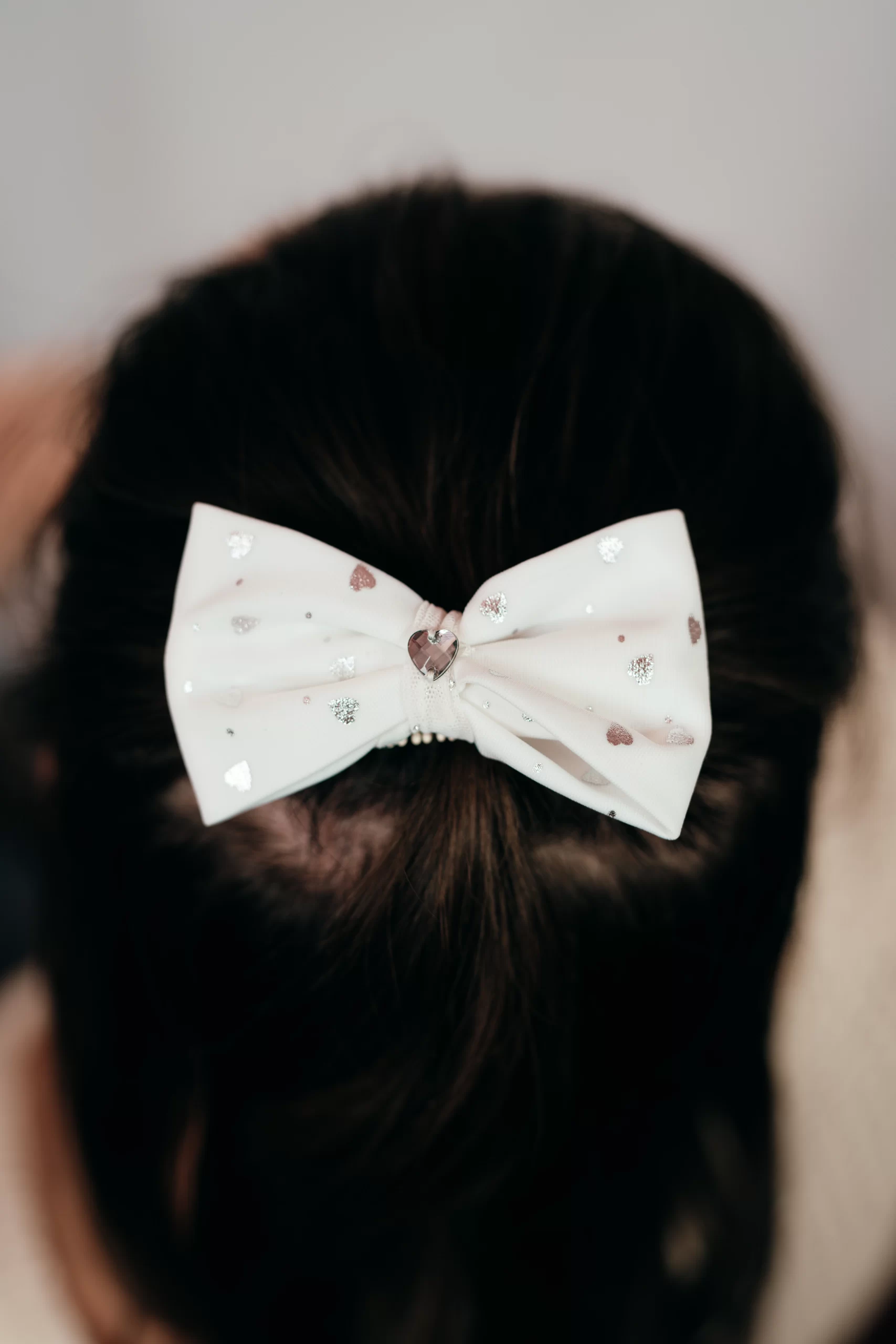 noeud-pour-cheveux-blanc-coeurs-made-in-france noeud pour cheveux made in france blanc à petits coeurs