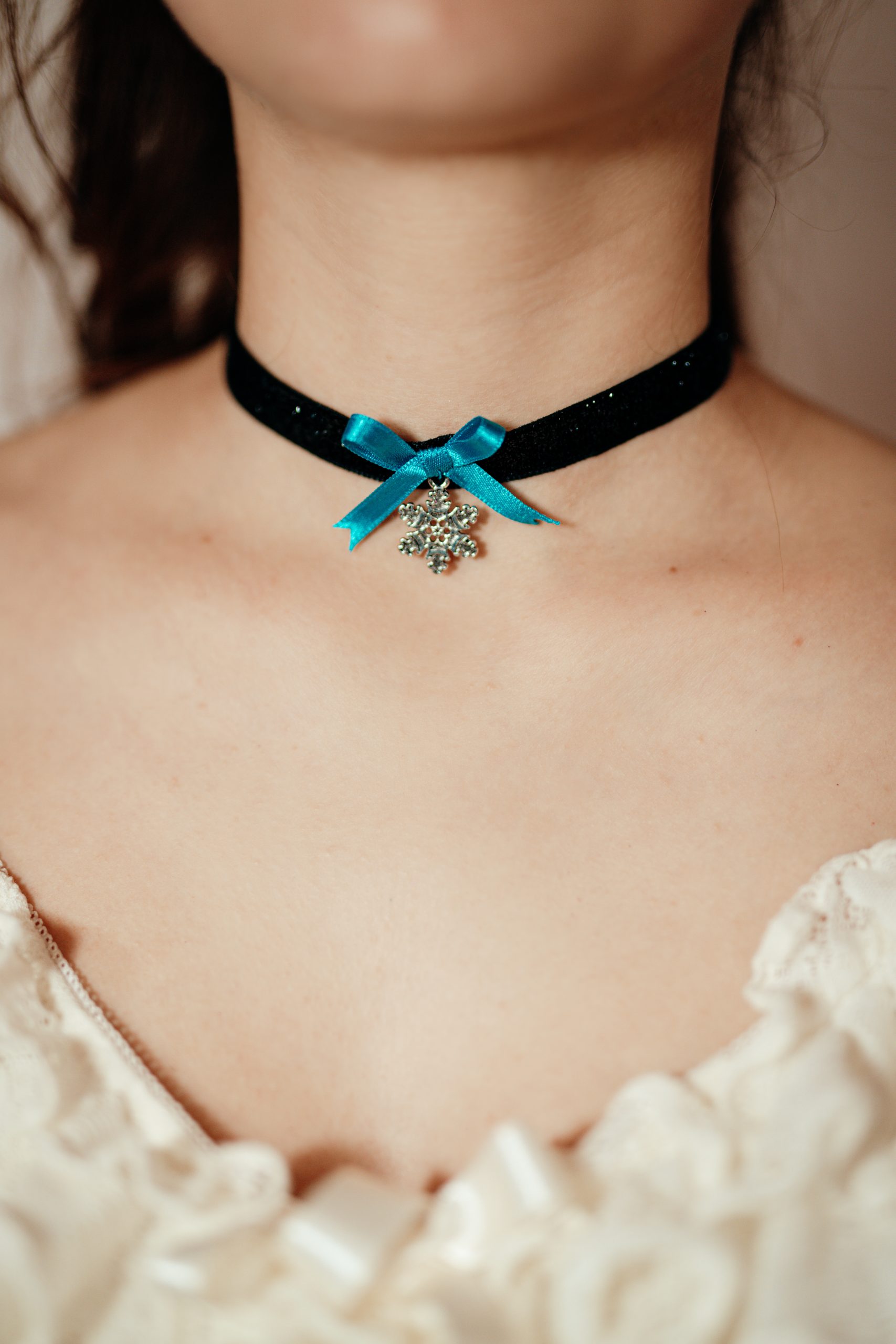 L.S_04.01_C&D-28 collier ras-de-cou choker made in france flocon reine des neiges fait main