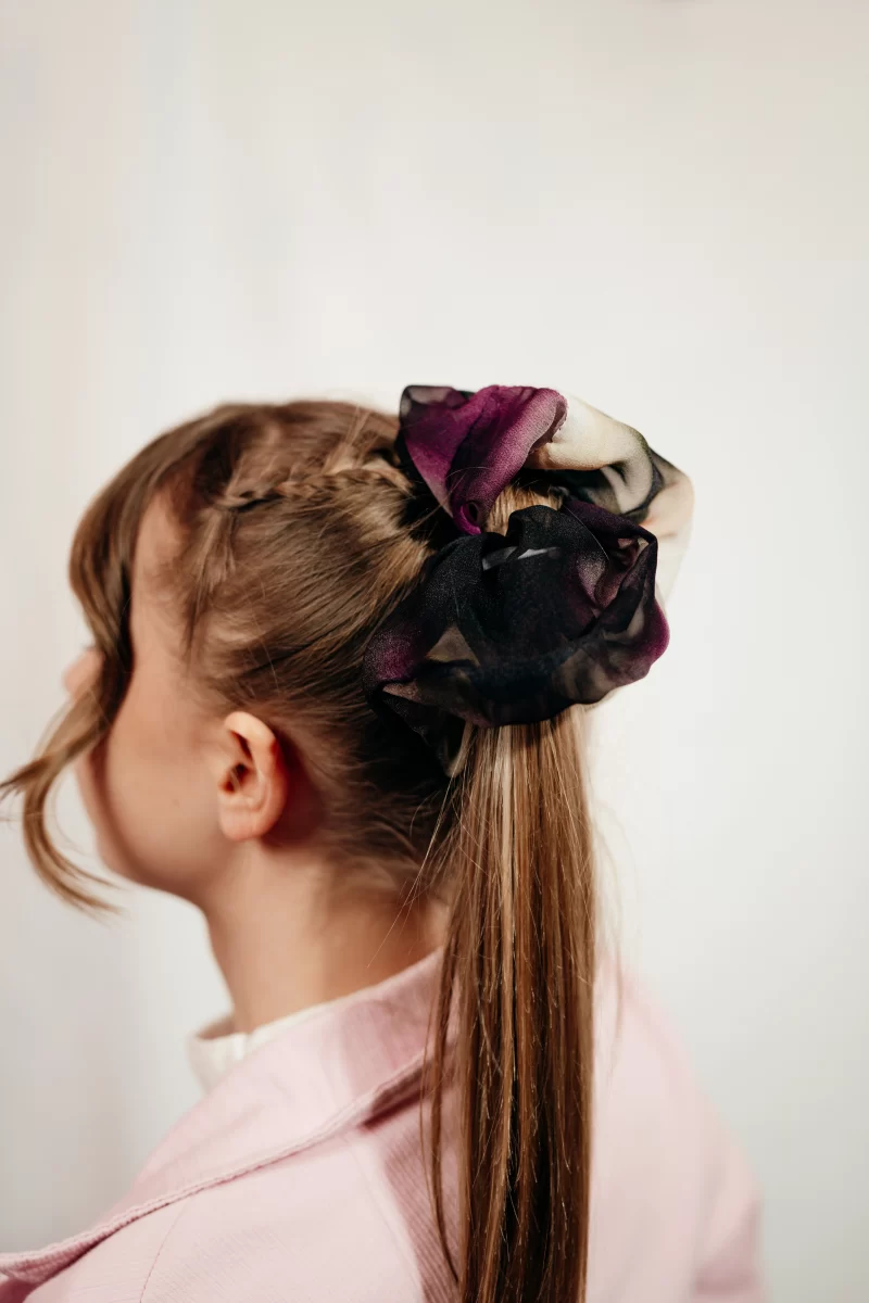 chouchou cheveux xxl made in france en soie naturelle prune