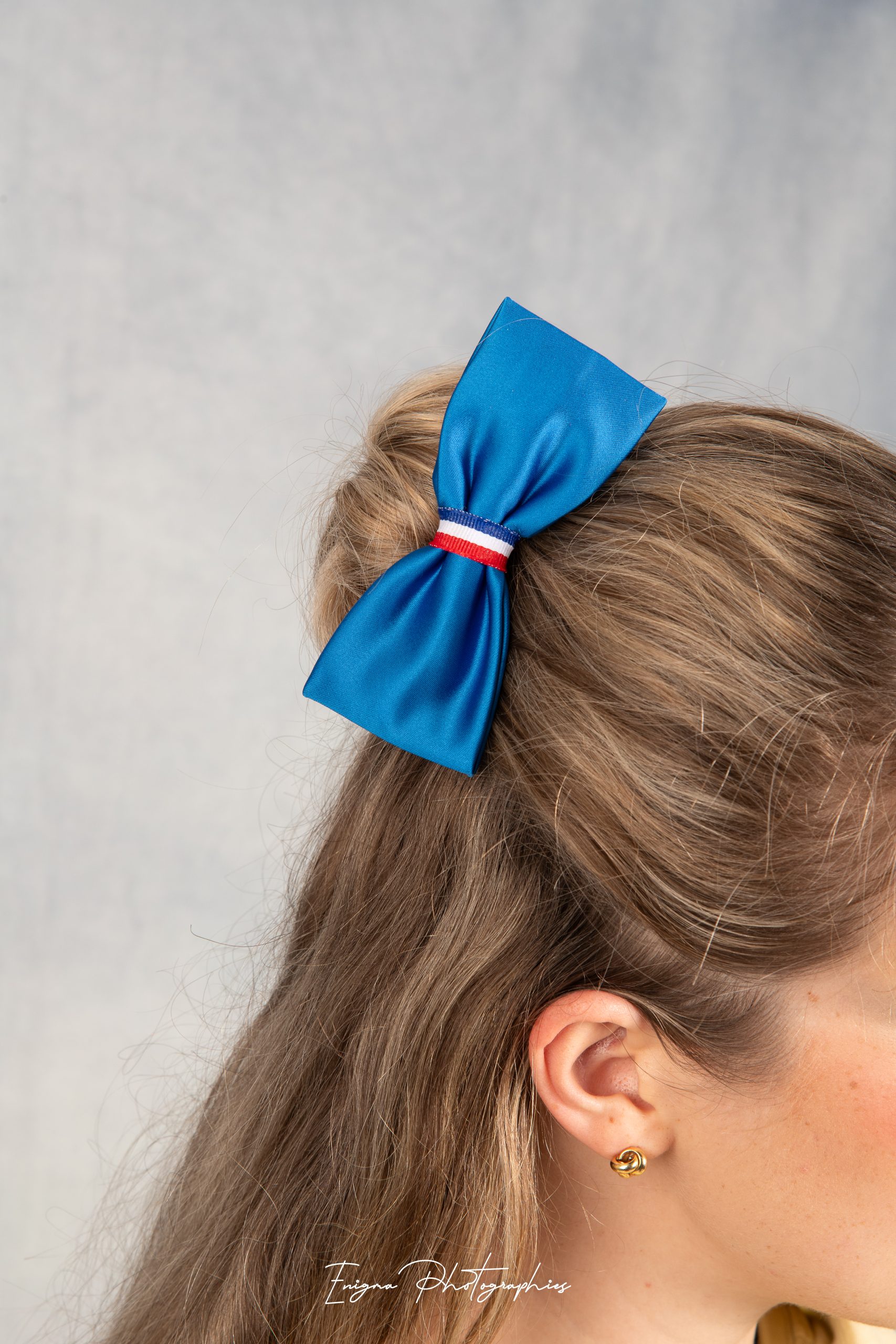 DSC_4820 noeud pour cheveux made in france fait main satin bleu